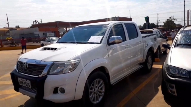 HILUX CD SRV 4X4 2.7 FLEX 16V AUT.