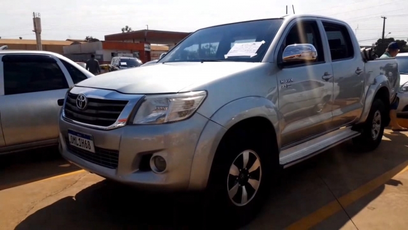 HILUX CD SRV 4X2 2.7 FLEX 16V AUT.