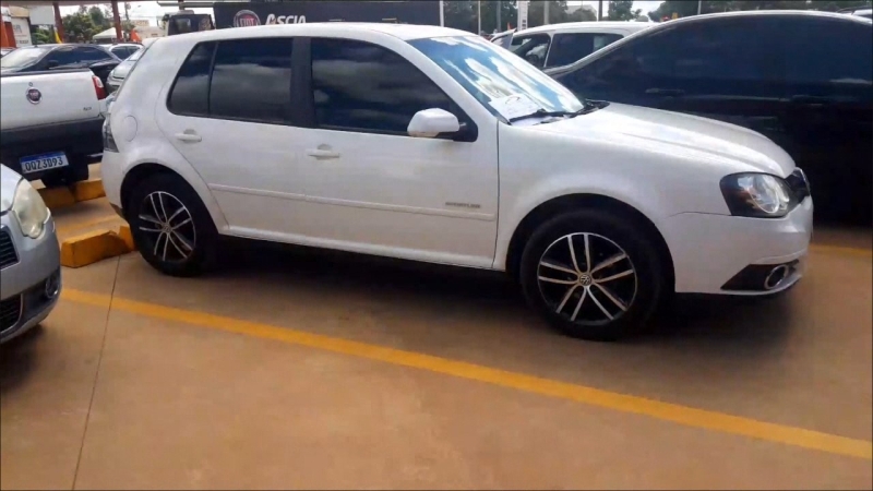 GOLF SPORTLINE 1.6 MI TOTAL FLEX 8V 4P