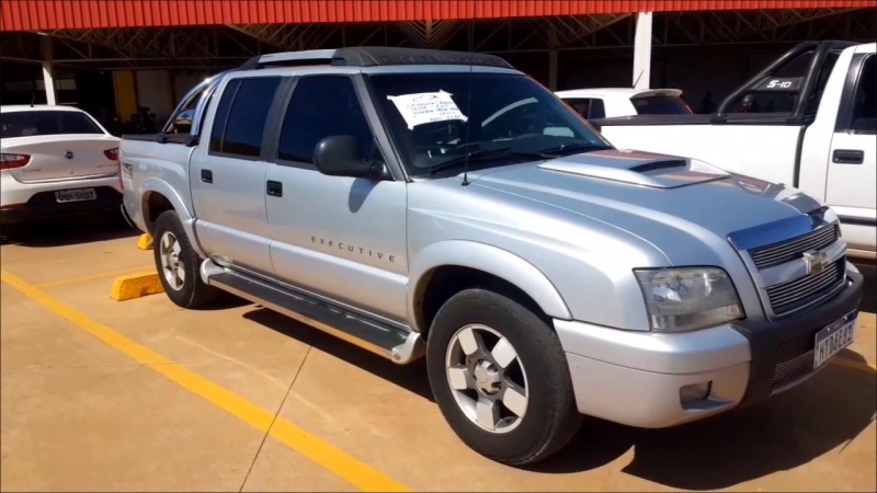 S10 BLAZER EXECUTIVE 2.8 4X4 TDI DIESEL