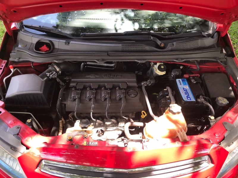 ONIX HATCH LT 1.0 8V FLEXPOWER 5P MEC.