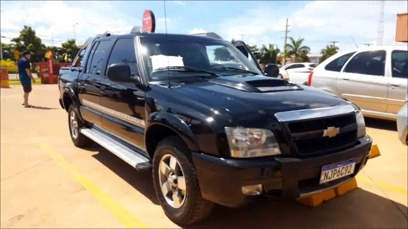 S10 P-UP EXECUTIVE 2.4 MPFI F.POWER CD