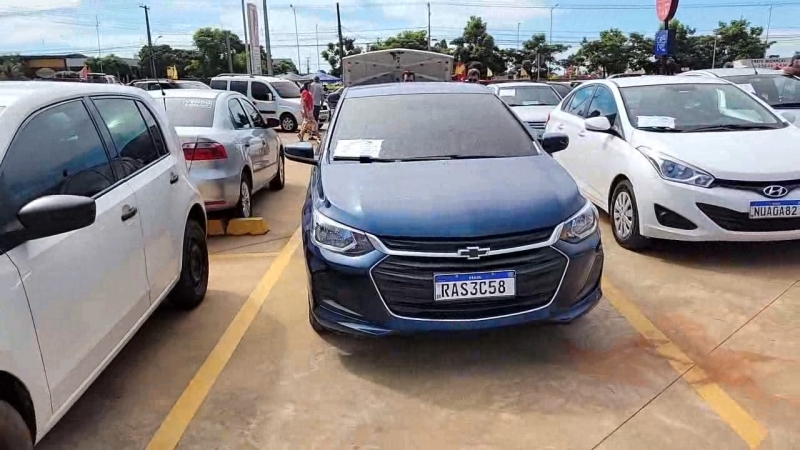 ONIX HATCH LT 1.0 8V FLEXPOWER 5P MEC.