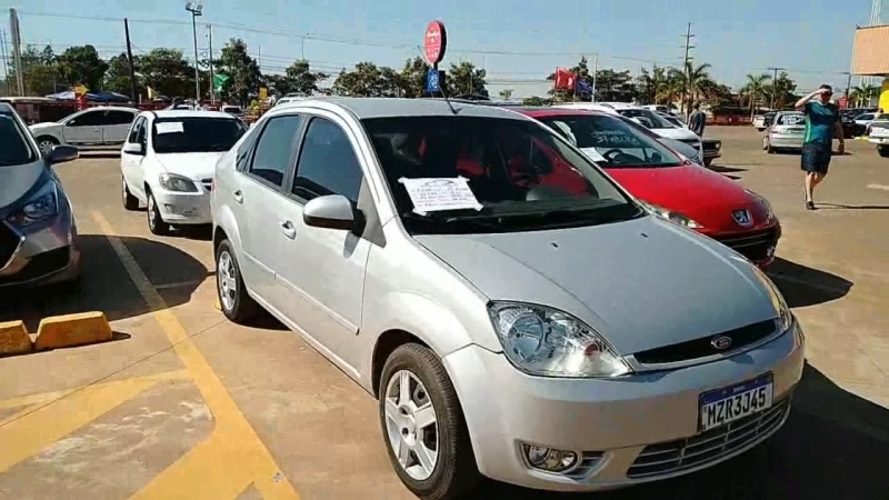 FIESTA SED. 1.6 8V FLEX 4P