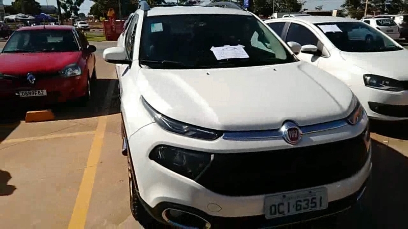 TORO FREEDOM 1.8 16V FLEX AUT.