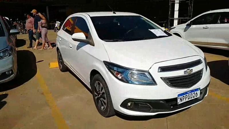 ONIX HATCH LTZ 1.4 8V FLEXPOWER 5P MEC.