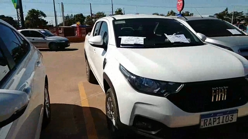 STRADA FREEDOM 1.3 FLEX 8V CS PLUS