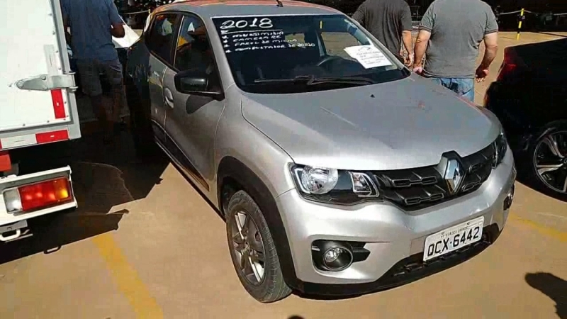 KWID INTENSE 1.0 FLEX 12V 5P MEC.