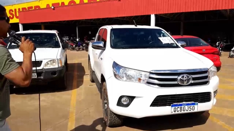 HILUX CD SRV 4X4 2.8 TDI DIESEL AUT.